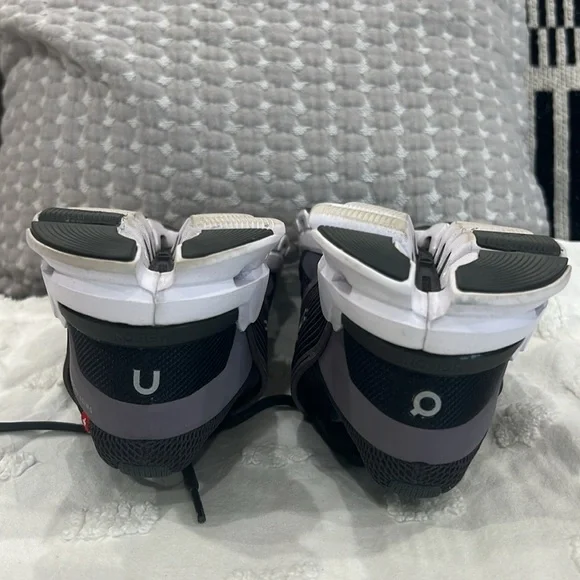 ON Cloudswift Sneakers SZ 6 women Shark / Shadow - Picture 10 of 15